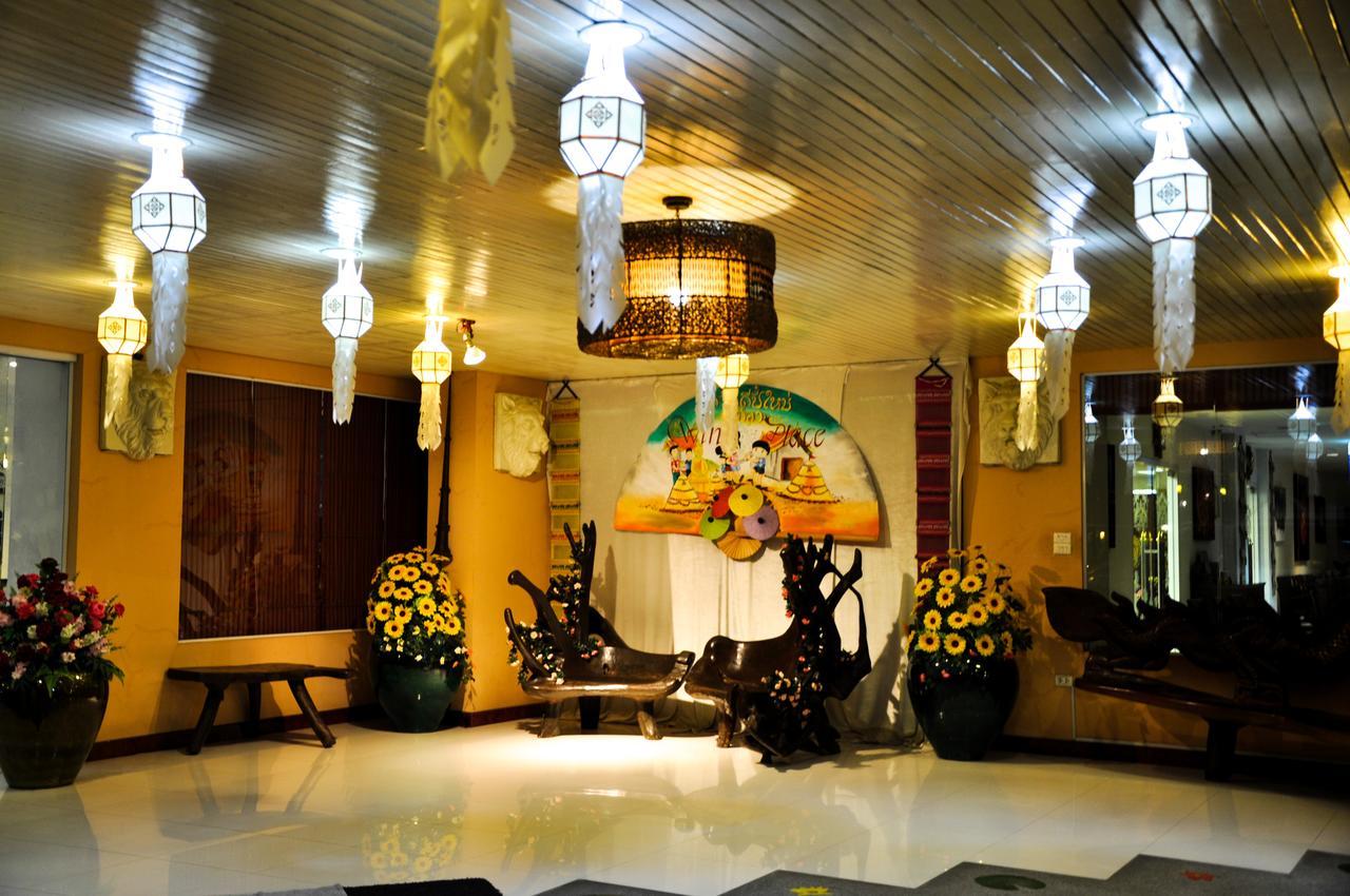 Win Place Hotel Chiang Mai Ngoại thất bức ảnh